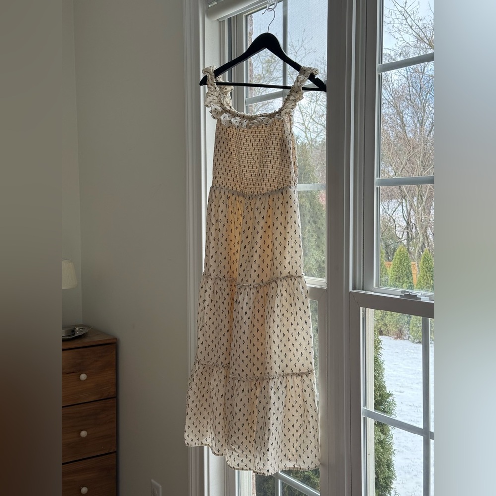 Old Navy Cream and Black Maxi Dress